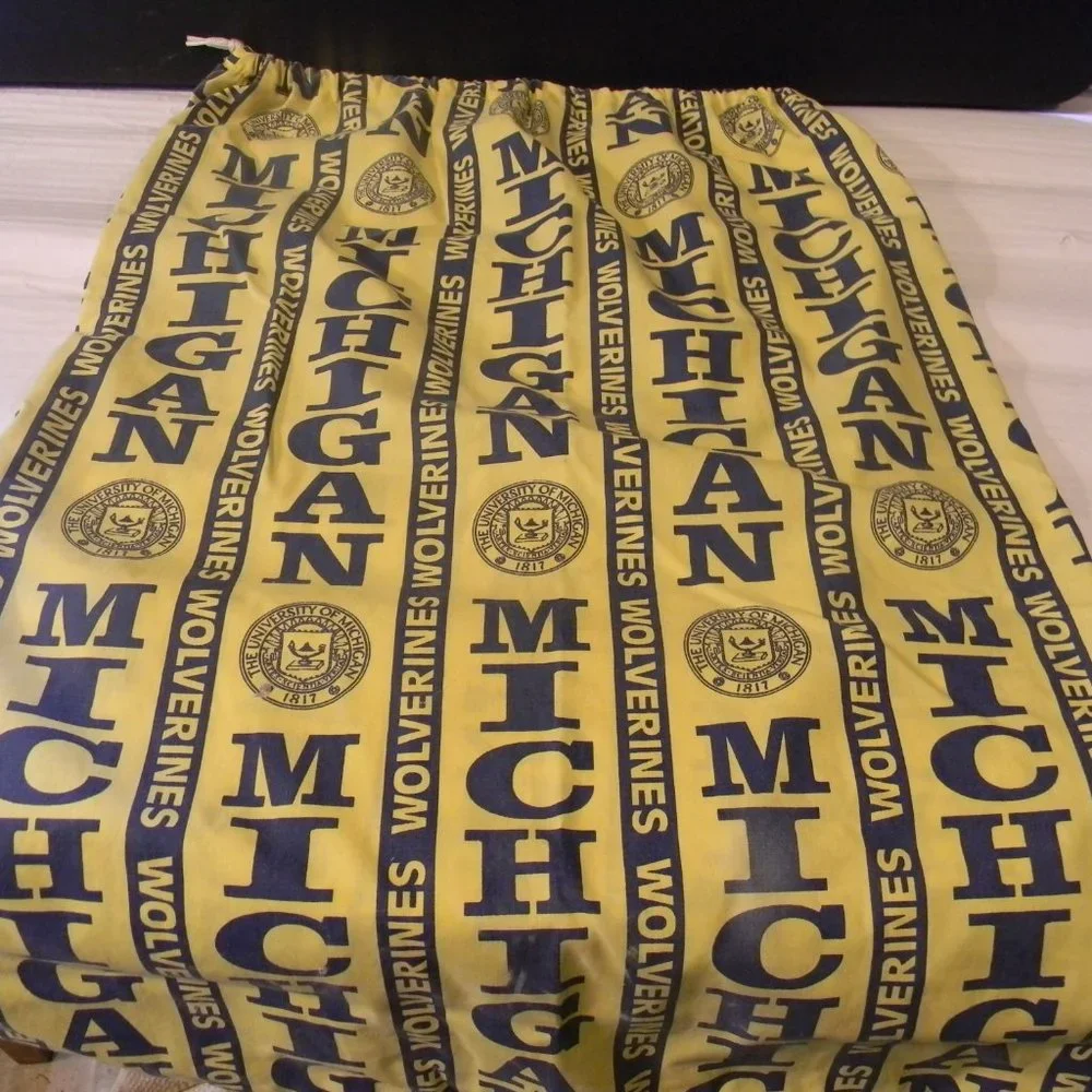 Michigan laundry bag